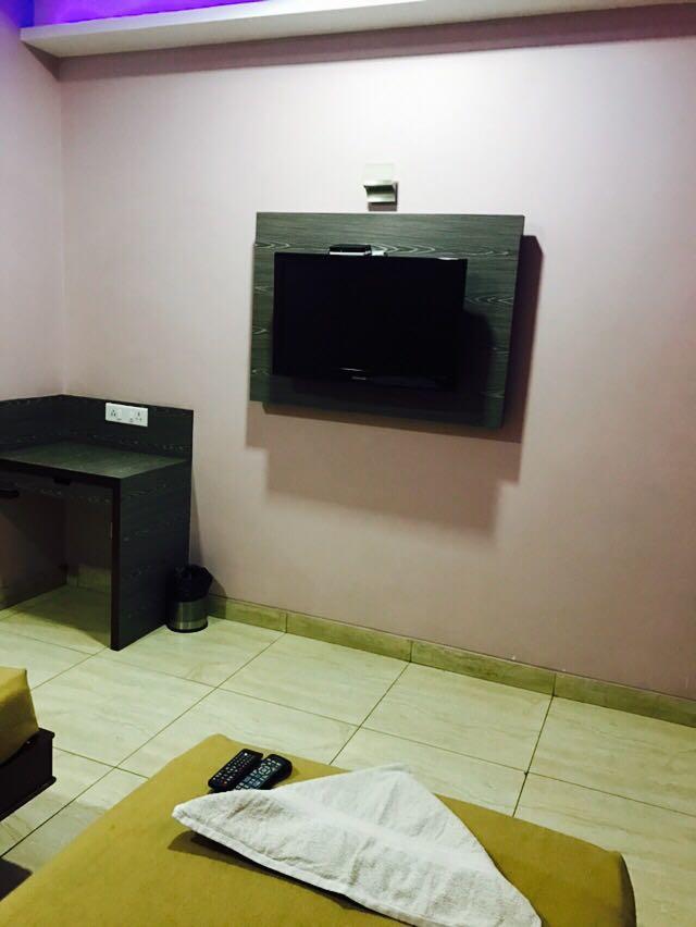 Iroomz Vaishali Residency Bellary Exterior photo